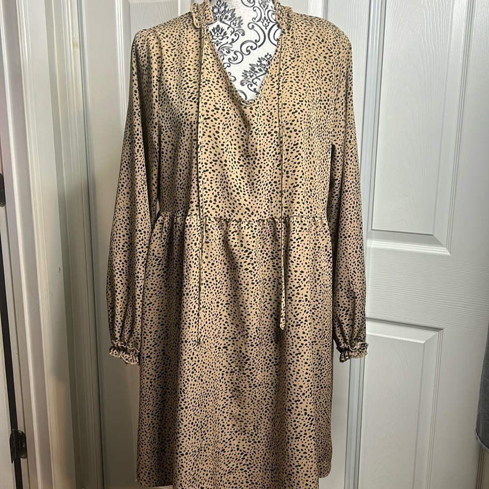 SHEIN Tan Black V Neck Ties Cinched Waist Dress L